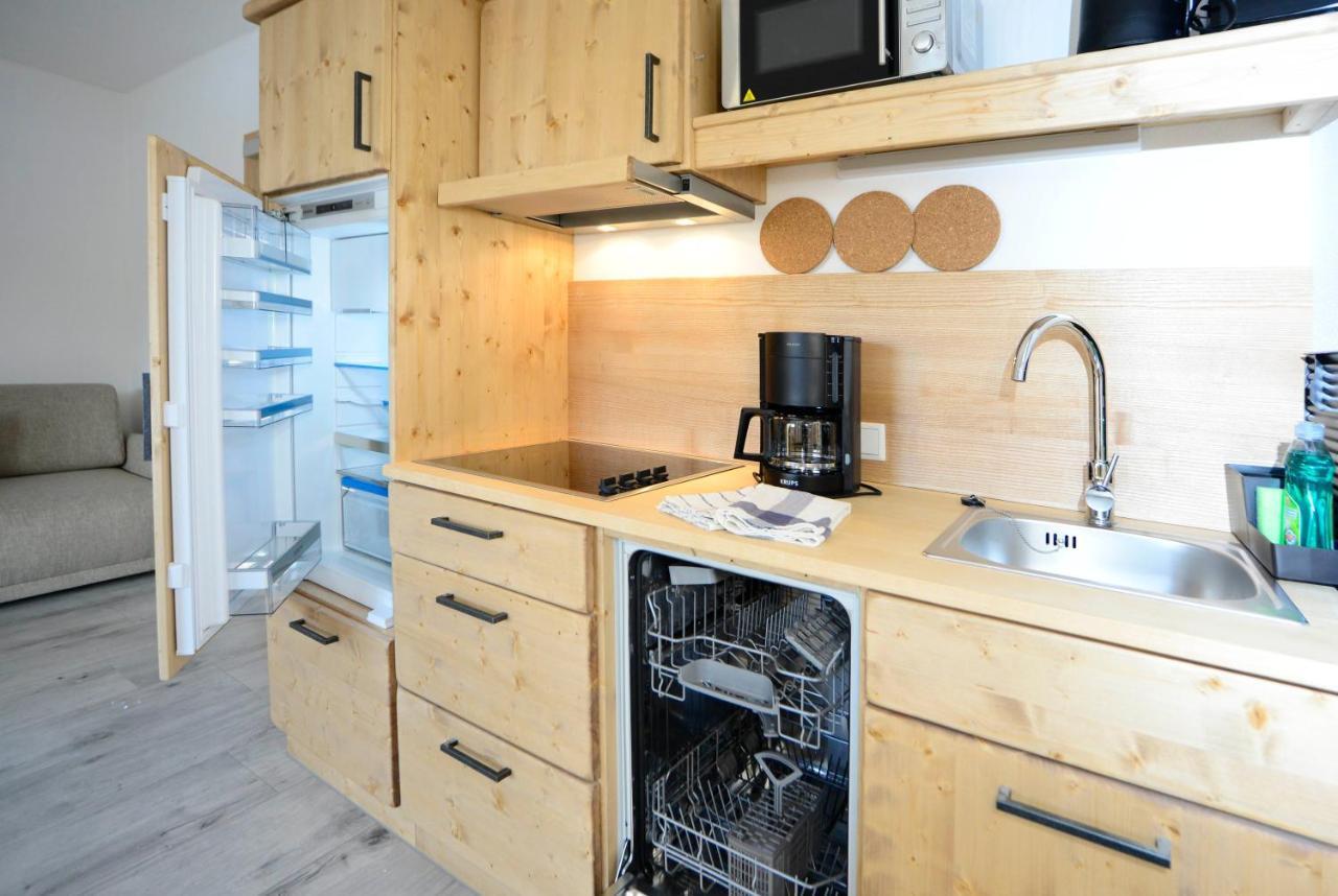 Birklstueberl Restaurant Und Appartement เซเฟลด์ อิน ทิโรล ภายนอก รูปภาพ