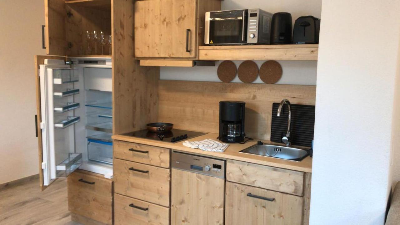Birklstueberl Restaurant Und Appartement เซเฟลด์ อิน ทิโรล ภายนอก รูปภาพ